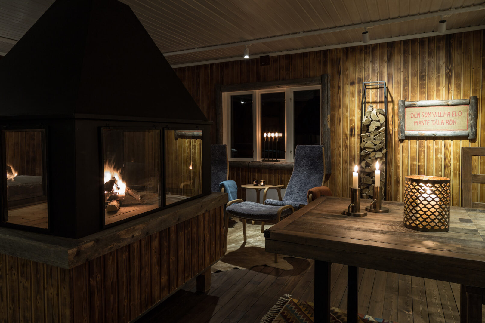 Loggers Lodge photo Eric Borg