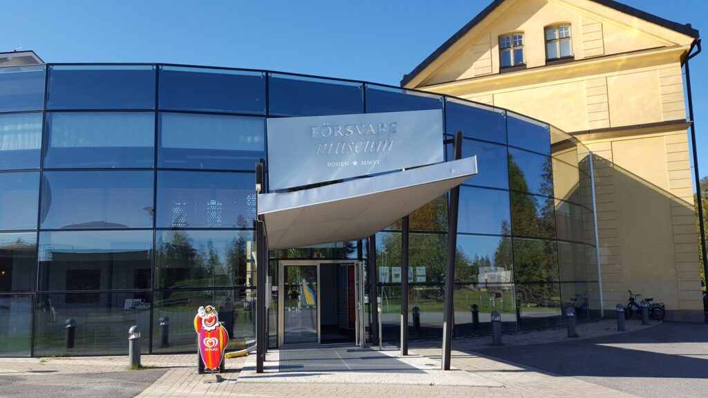 försvarsmuseum entre