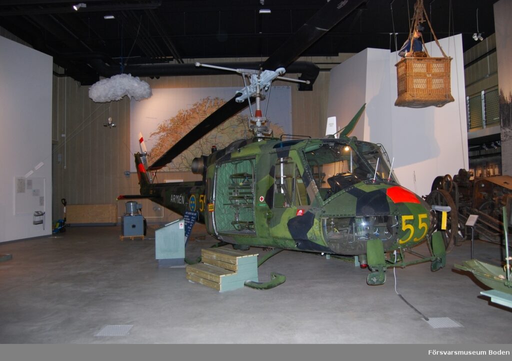 Försvarsmuseum helikopter