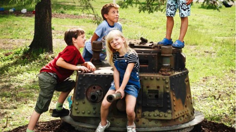 summer forsvarsmuseum desktop