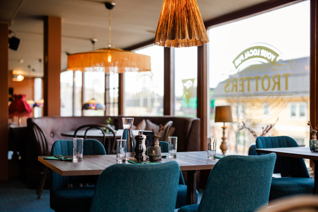 pub trotters tableclothing quality hotel bodensia